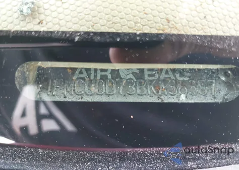 2011 Ford Escape Xlt z USA, uszkodzony, nr VIN 1FMCU0D73BKA36387